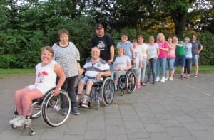 kook en creaclub enter 2 Om de 2 weken is er in Enter, in activiteitencentrum ’t Zumpke, de Kook- en Creaklup. De ene keer wordt er gezamenlijk gekookt en gegeten, de andere keer wordt er een creatieve activiteit gedaan.